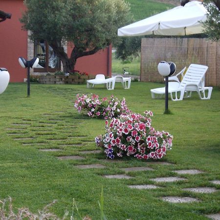 Agriturismo Il Borgo Degli Ulivi Roseto Degli Abruzzi Exteriér fotografie